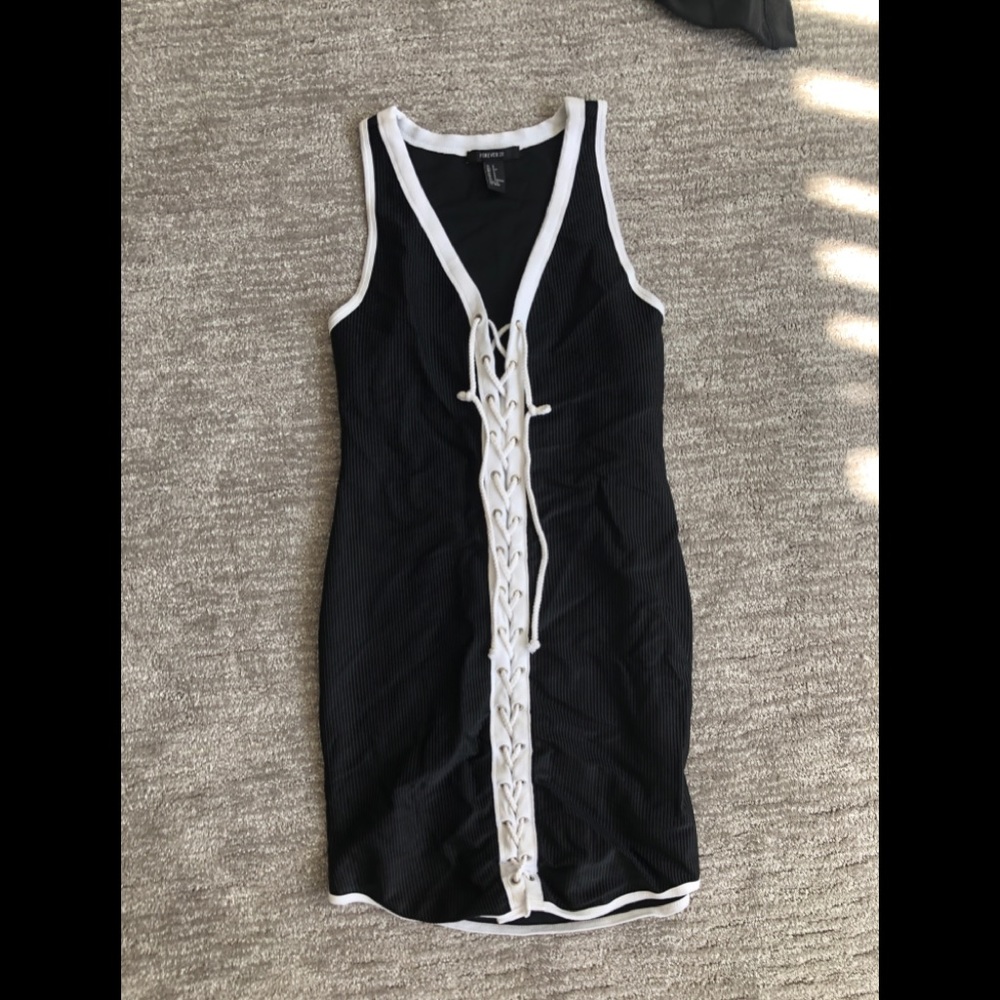 Forever 21 body-con lace up dress